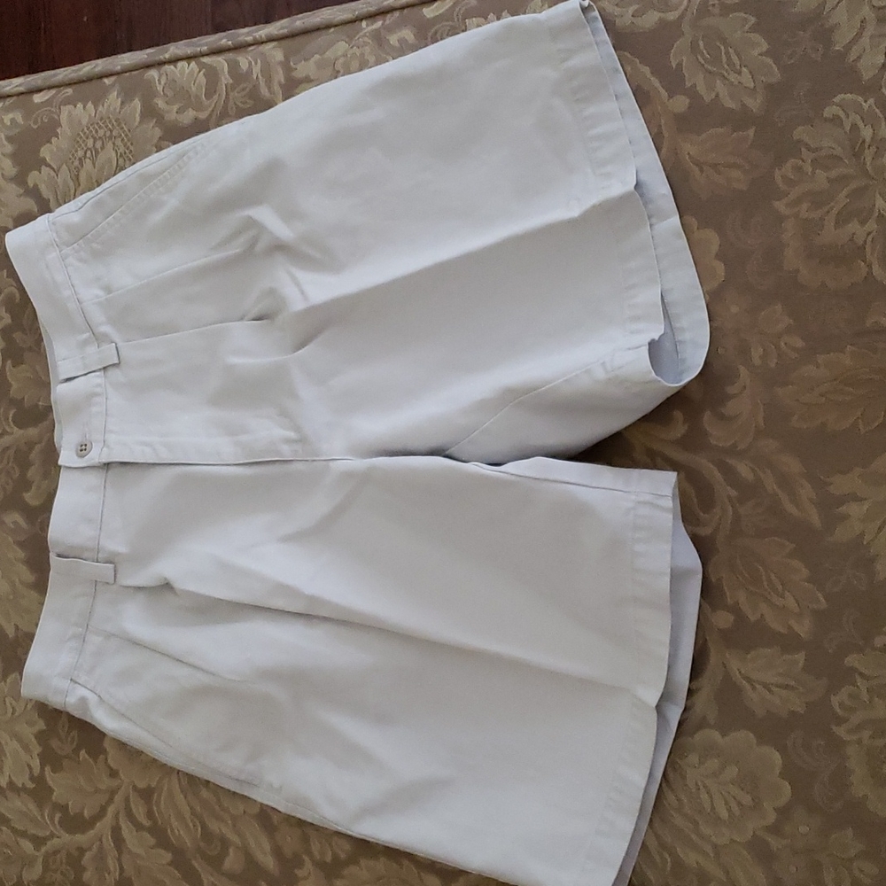 Men's Size 32 Gap Shorts